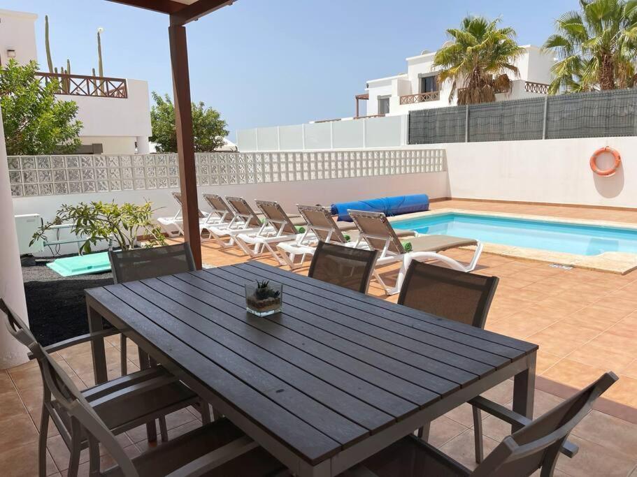 Eslanzarote Villa Varadero, Heated Pool 普拉亚布兰卡 外观 照片